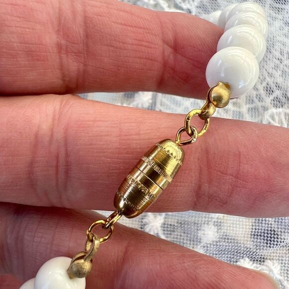 Vintage 70’s Painted Transfer Enamel Necklace - Picture 8 of 12